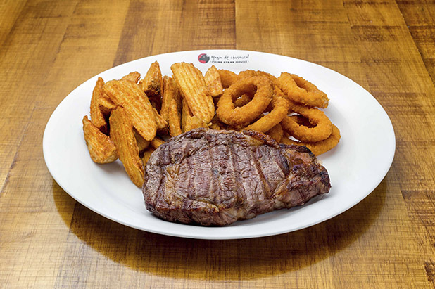 Cowboy e Ancho Black são novidades no cardápio da rede Mania de Churrasco Prime Steak House