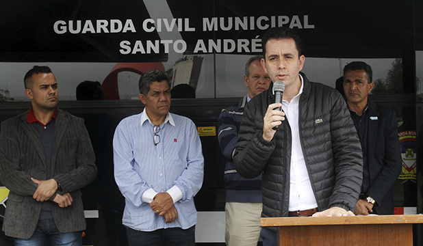 Prefeitura de Santo André entrega oito novas viaturas para a Guarda Civil Municipal