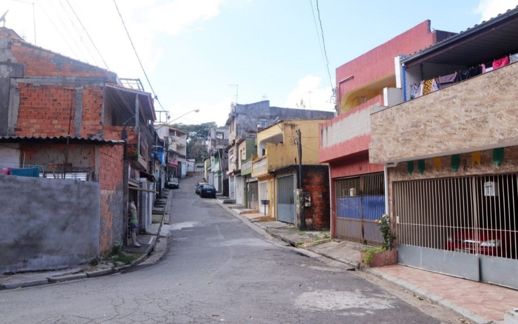 Santo André avança em regularização fundiária do Assentamento Apucarana