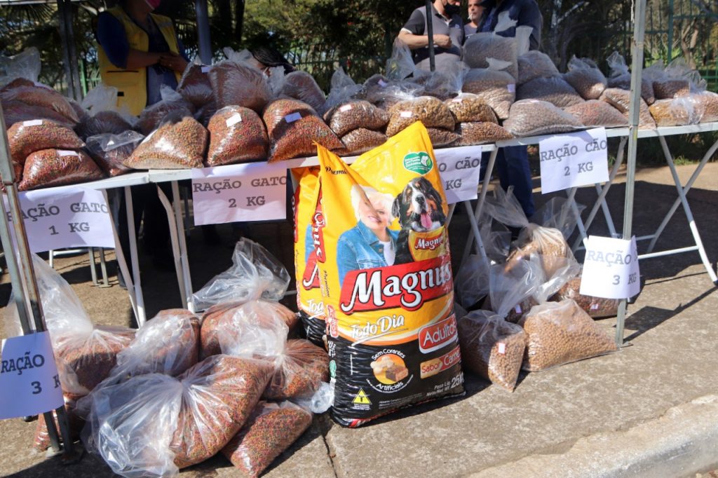 Moeda Pet acontece no portão principal do Parque Central neste sábado