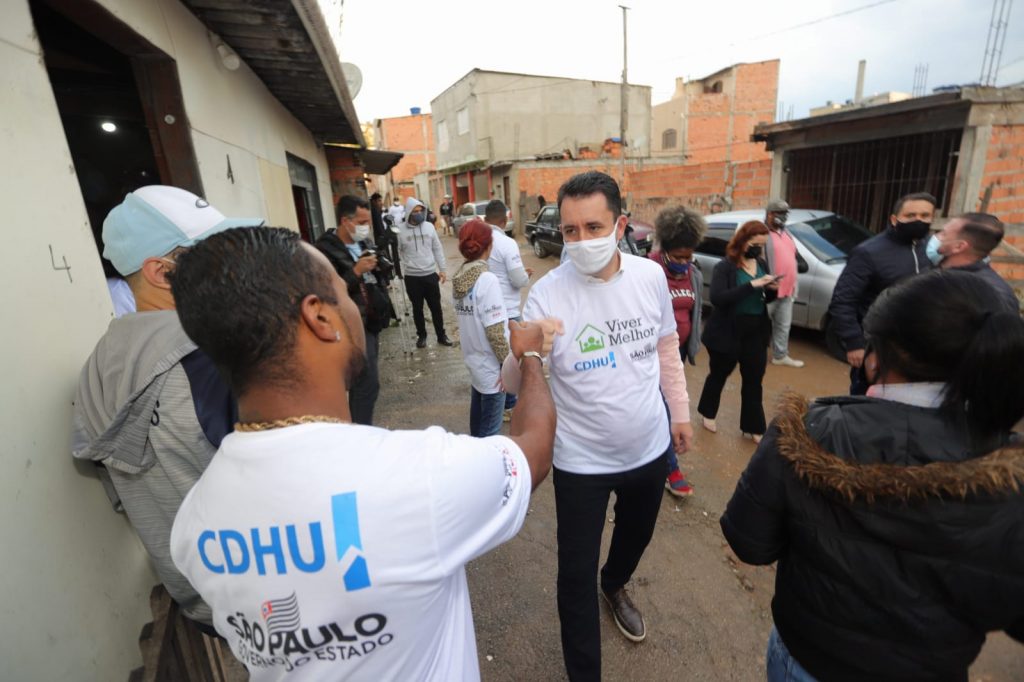 Santo André inicia programa Viver Melhor com reforma de 400 moradias