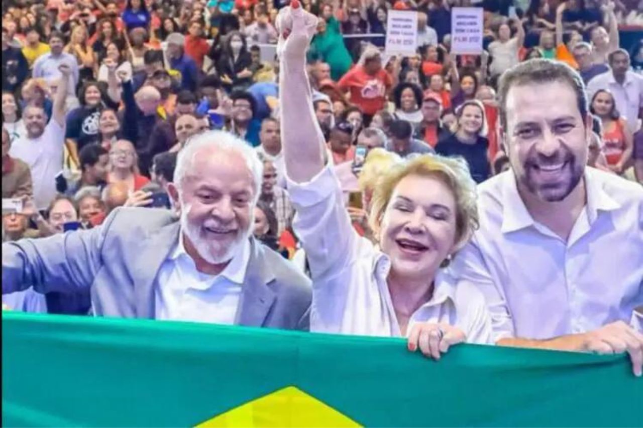 Recebida Por Lula Marta Suplicy Se Filia Ao Pt Voltei Para