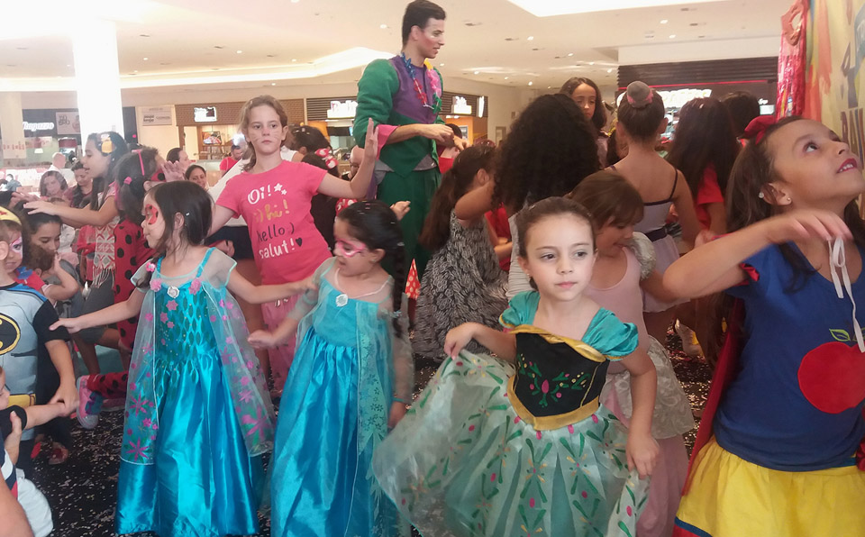 bailinho carnaval atrium shopping