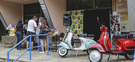 Encontro de Carros Antigos terá música ao ar livre e feira de vinil CAPA