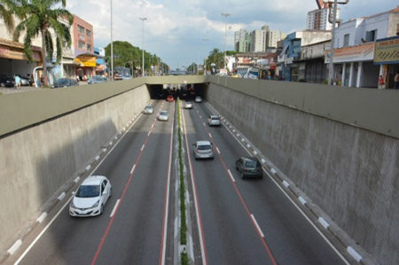 Manutenção de drenagem interditará Perimetral rebaixada nesta sexta feira