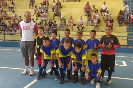 Partidas acirradas marcam rodada do Infantil de Futsal de Rio Grande da Serra