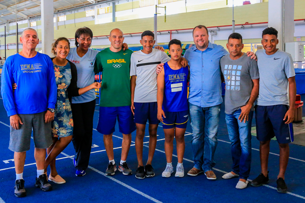 Paratleta com Síndrome de Down conquista 4º melhor tempo do mundo e ganha Meeting Brasileiro de Atletismo