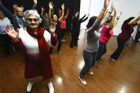 Prefeitura de Mauá promove aulas de dança e transforma vida dos idosos