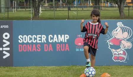 Mauricio de Sousa Produções e o Pelado Real FC realizam IV Soccer Camp Donas da Rua