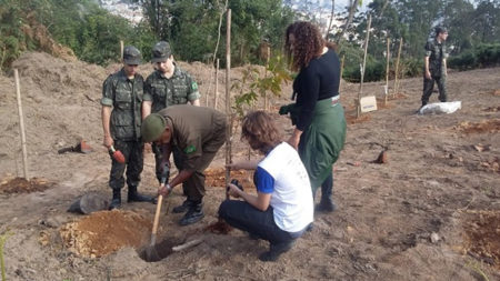 Jovens do Tiro de Guerra de Santo André são certificados como agentes ambientais comunitários