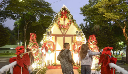 Em São Bernardo Casa do Papai Noel traz a magia do Natal para a Praça Lauro Gomes