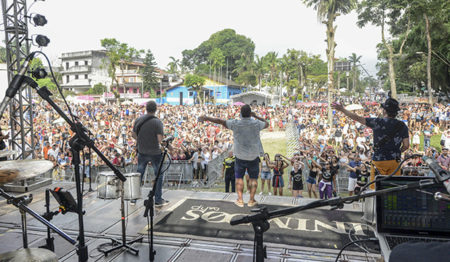 Inimigos da HP agitam o público no segundo dia do Festival de Verão do Riacho Grande2