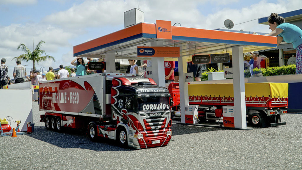 Atrium Shopping promove encontro de truckmodelismo