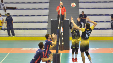 São Bernardo abre peneiras para vôlei masculino e feminino