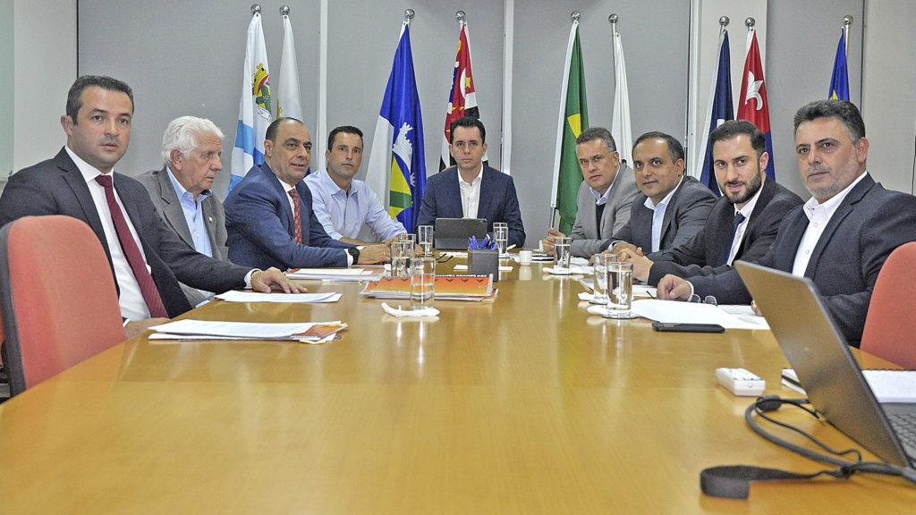 Prefeituras do Grande ABC se unem para minimizar impactos do fim do Mais Médicos