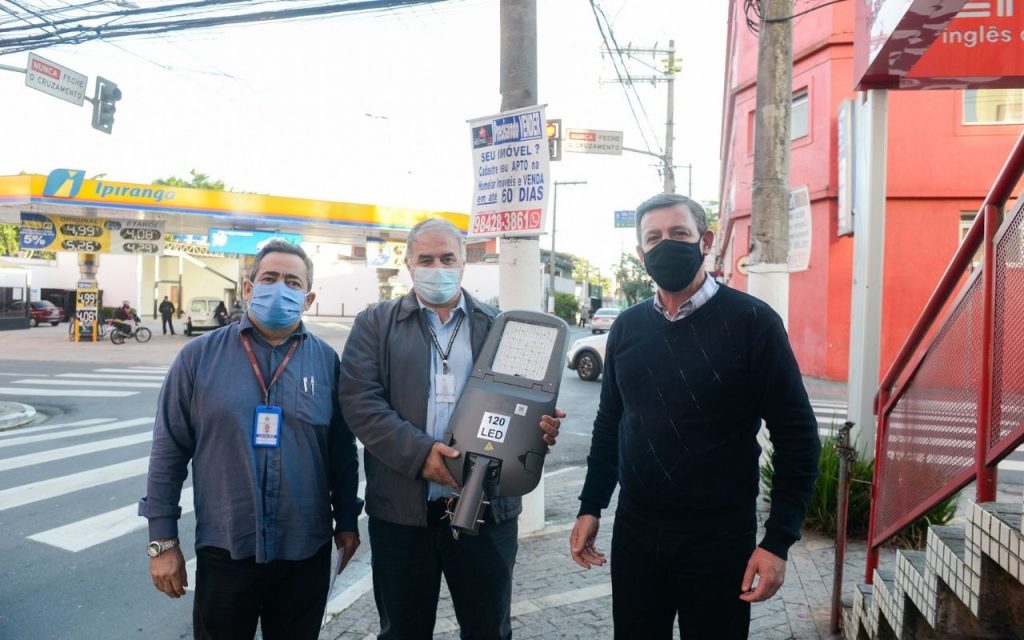 Prefeito Orlando Morando anuncia segunda etapa do programa Mais Luz com instalação de 6.000 lâmpadas de LED