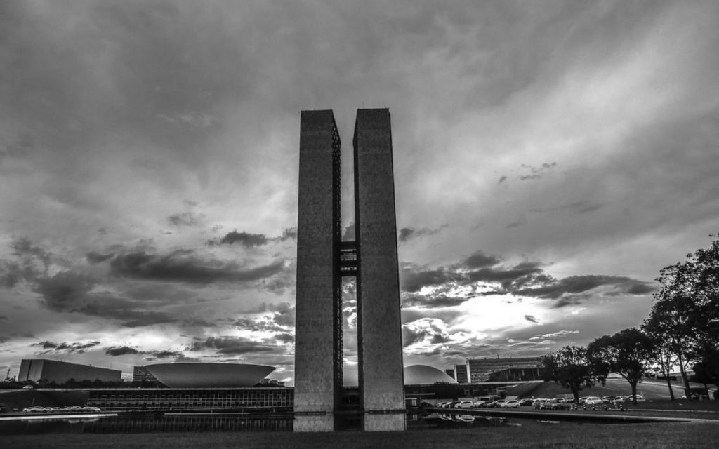 LDO de 2022 prevê aumento do fundo eleitoral para quase R$ 6 bilhões