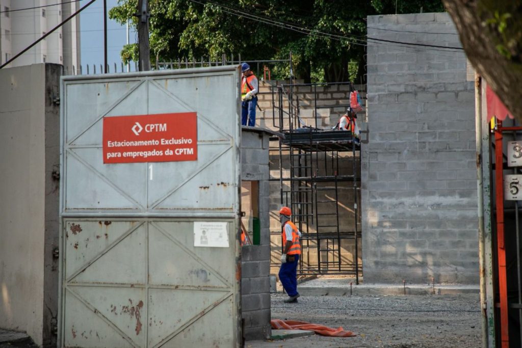 Conquista do deputado Thiago Auricchio, obras na Estação CPTM São Caetano avançam