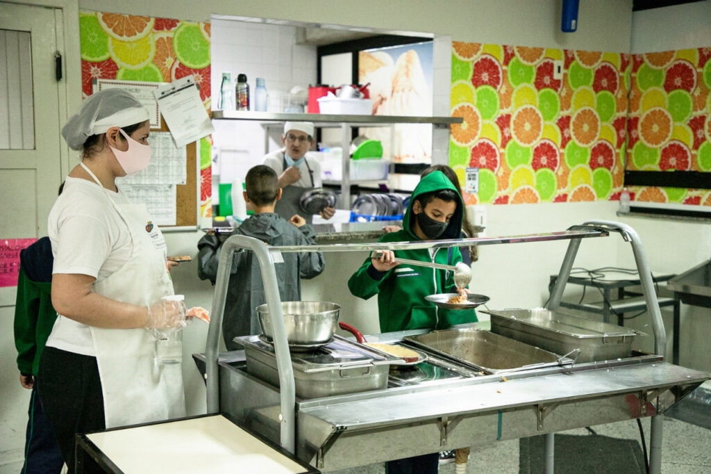 Escola municipal de São Caetano promove campanha contra o desperdício de alimentos