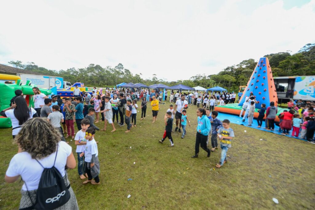 Hamburgada do Bem leva solidariedade para 450 crianças em São Bernardo