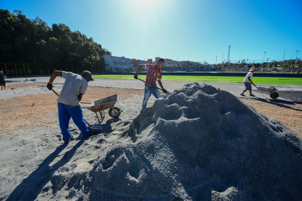 Reforma do campo do Batistini, em São Bernardo, entra em fase final