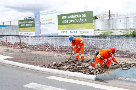 Avenida Goiás, em São Caetano, começa a ganhar calçadas verdes e acessíveis