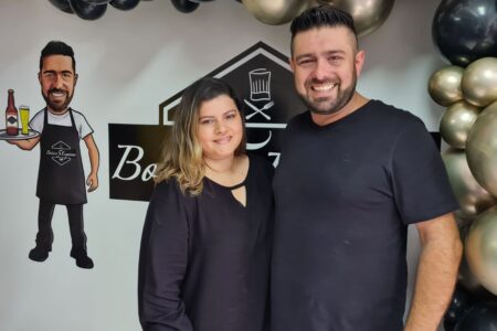 Boteco 5 Esquinas comemora três anos com abertura do anexo