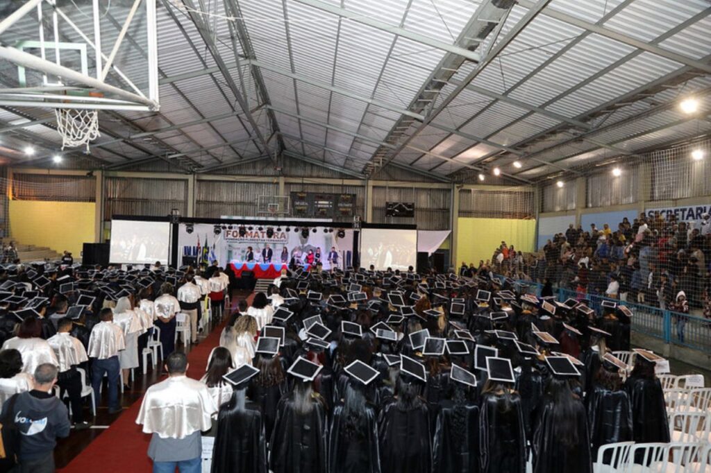 Em grande formatura, Fundação Florestan Fernandes celebrará ano em que teve recorde de alunos