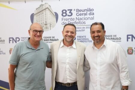 Filippi participa de reunião geral da Frente Nacional de Prefeitos, em SP