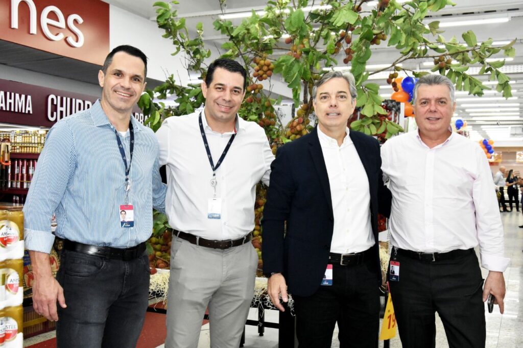 Loja da COOP de Santo André tem nova identidade visual e traz novidade na área do açougue