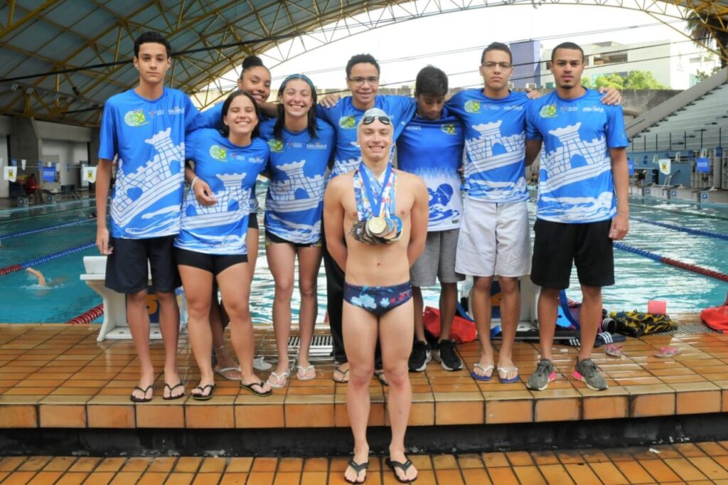 Nadador se consagra campeão brasileiro e coloca Santo André no alto do pódio