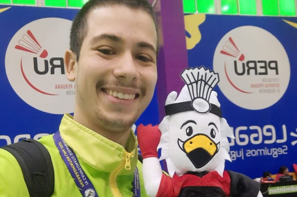 Revelado no PEC, atleta de São Caetano conquista medalha de bronze no Sul-Americano de Parabadminton