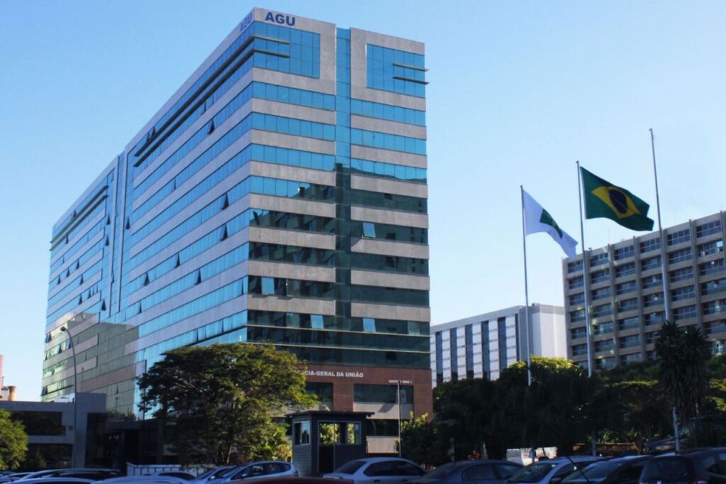 AGU cria grupo para regulamentar Procuradoria de Defesa da Democracia