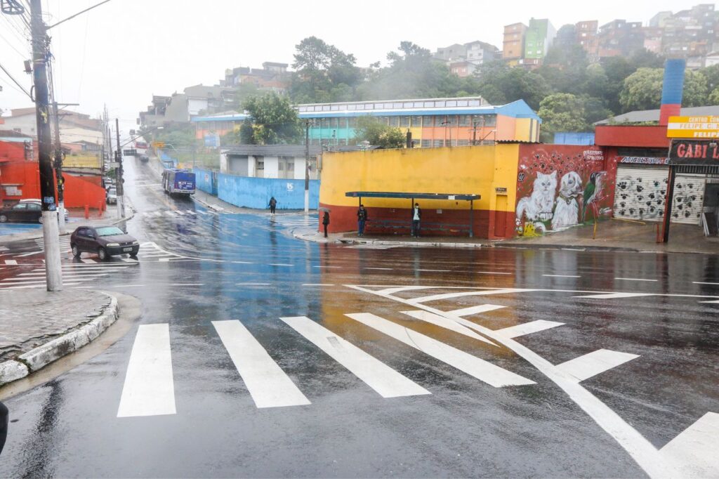 Prefeito Orlando Morando entrega recapeamento asfáltico na Vila São José