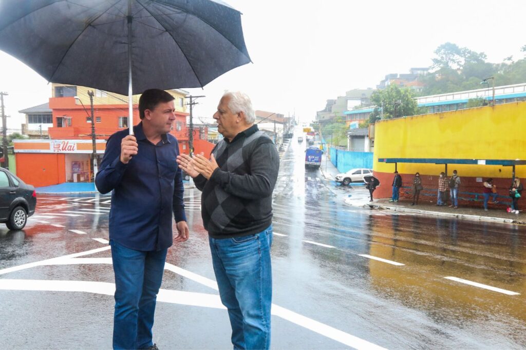 Prefeito Orlando Morando entrega recapeamento asfáltico na Vila São José