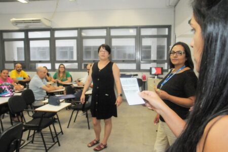 Recepcionistas de unidades de saúde de Santo André passam por capacitação