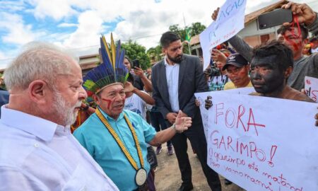 Em Boa Vista Lula vê de perto situação precária dos indígenas