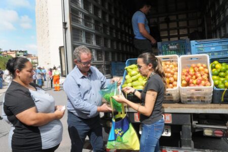 Moeda Verde estreia no Condomínio Novo Pinheirinho, no Jardim do Estádio