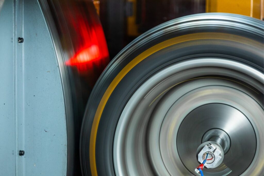 Pirelli lança testes de até 500 kmh para criar pneus ainda mais seguros