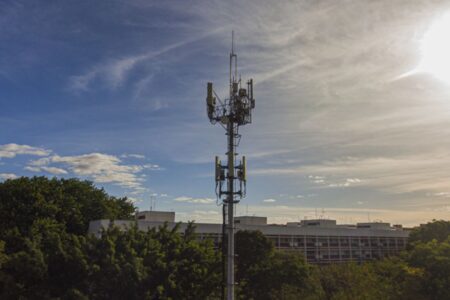 Atualização da Lei de Antenas beneficia mais de 83 milhões de brasileiros