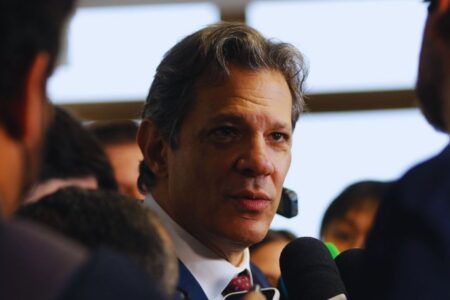 Haddad deve apresentar novo arcabouço fiscal ao Congresso na quarta