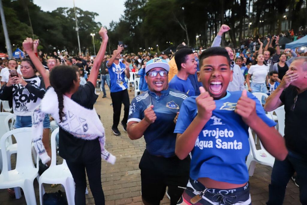 Solidariedade e prêmios vão marcar torcida pelo Água Santa na Praça da Moça