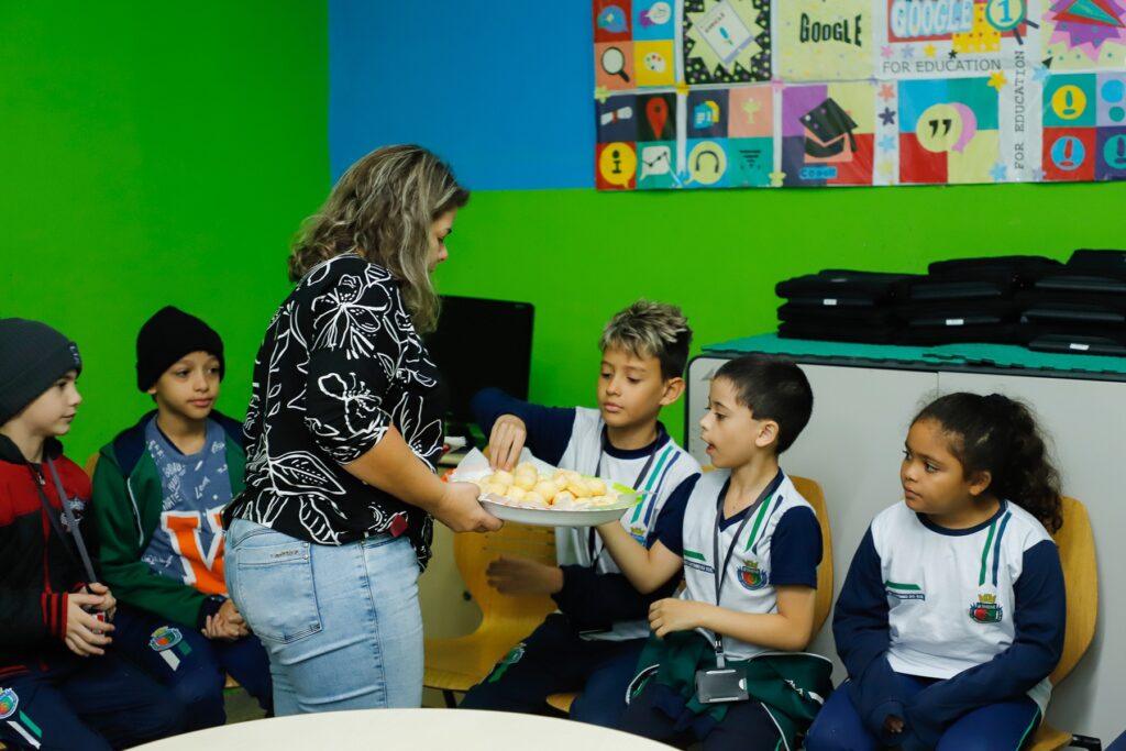 Escola municipal de São Caetano promove Café com a Diretora