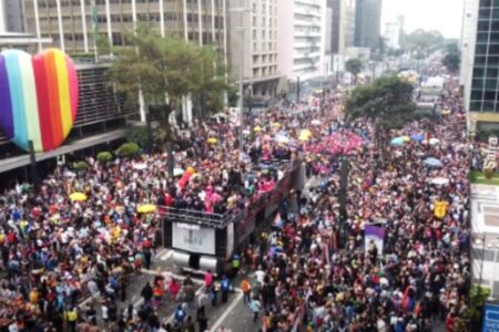 27ª Parada do Orgulho LGBT+ de São Paulo acontece dia 11 de junho, na Avenida Paulista