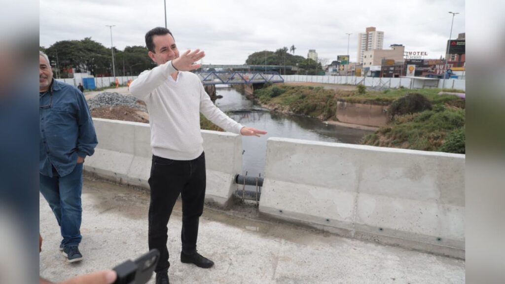 Obras do Complexo Santa Teresinha avançam com nova ponte na Avenida dos Estados