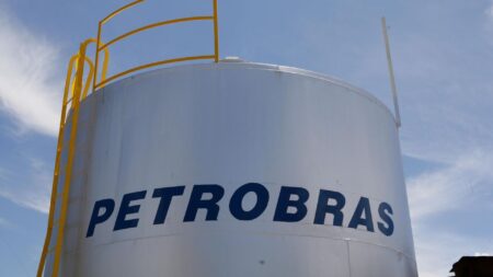 Petrobras anuncia distribuição de R$ 24 bilhões em dividendos