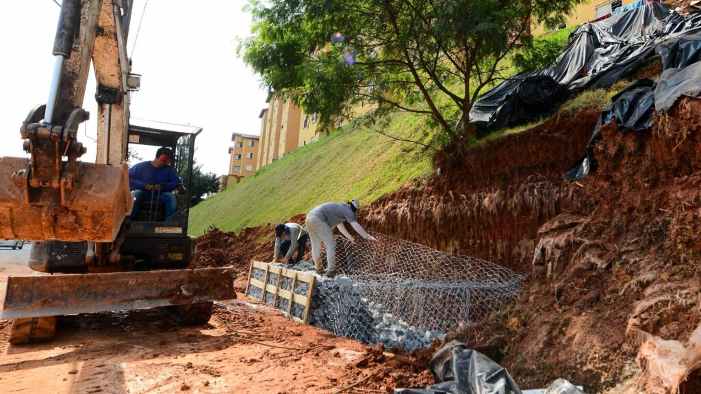 Prefeitura de São Bernardo inicia obras de contenção no Conjunto Três Marias