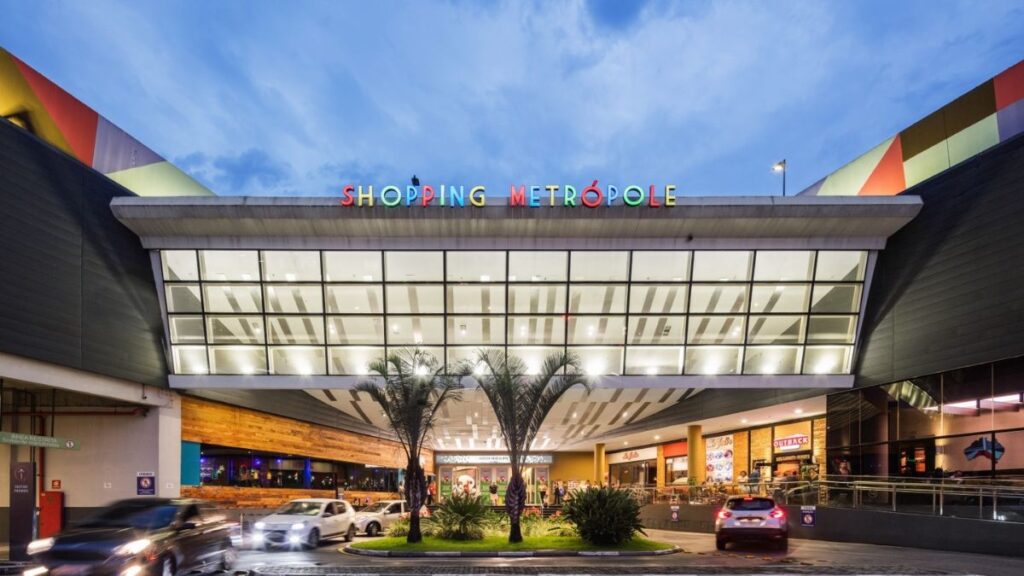 Shopping Metrópole completa 43 anos