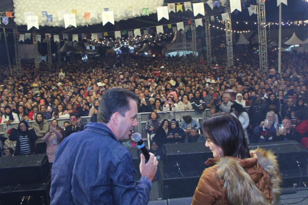 Arraial Solidário reúne 60 mil pessoas e arrecada 13 toneladas de alimentos