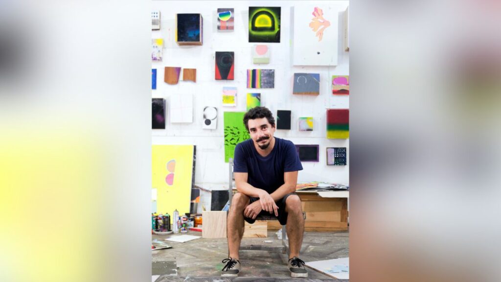 Sábado | Galeria Marília Razuk apresenta exposição A cabeça de Jorginho, de Rafael Alonso, baseada em personagem fictício criado pelo artista